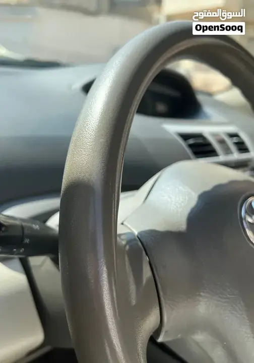 Toyota Yaris 2011 photo 4