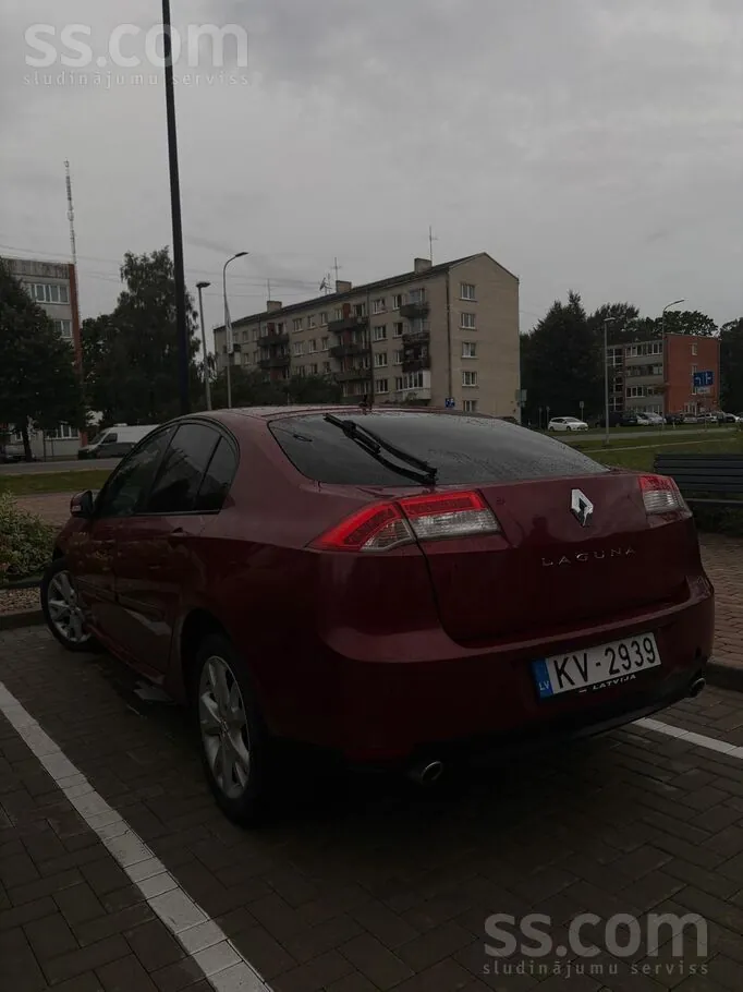 Renault Laguna 2008 photo 3