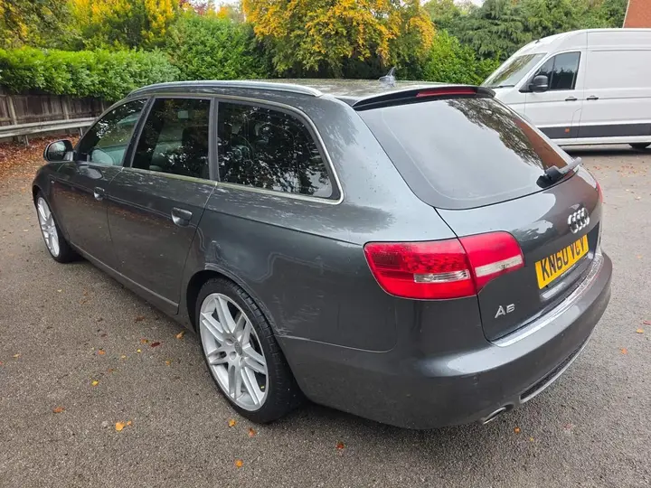 Audi A6 Avant 2010 photo 3