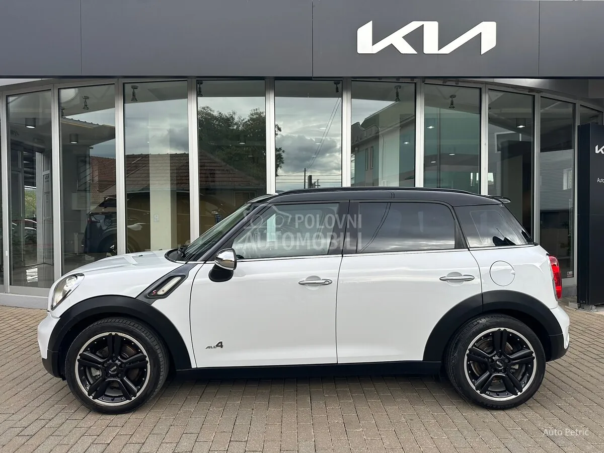 Mini Countryman 2012 photo 3