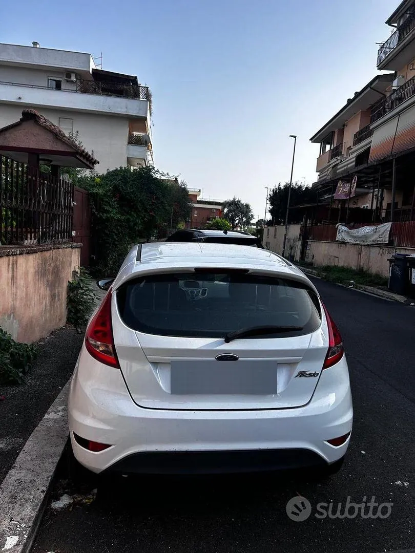 Ford Fiesta 2009 photo 4