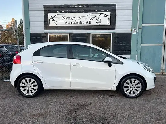 Kia Rio 2013 photo 2