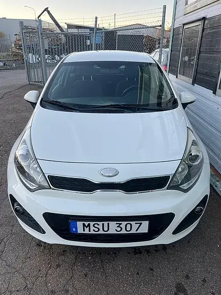 Kia Rio 2013 photo 4