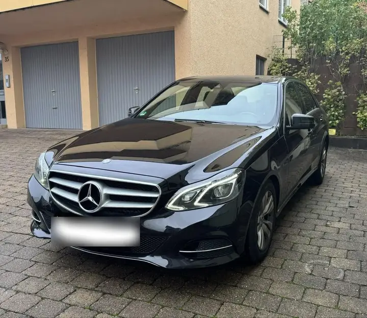 Mercedes-Benz E 200