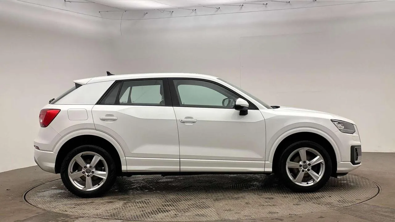 Audi Q2 2020 photo 4