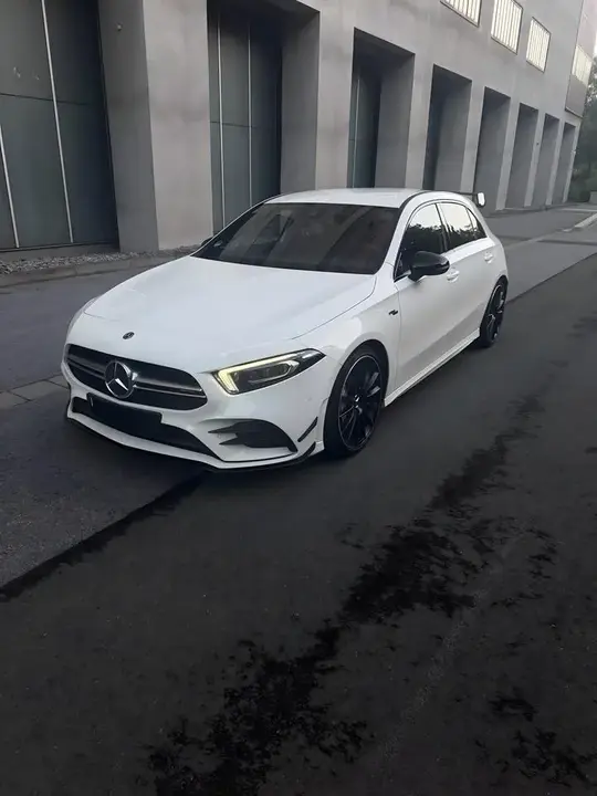 Mercedes-Benz A35 Amg