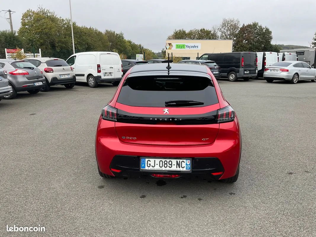 Peugeot 208 2022 photo 4