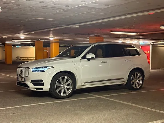 Volvo V90