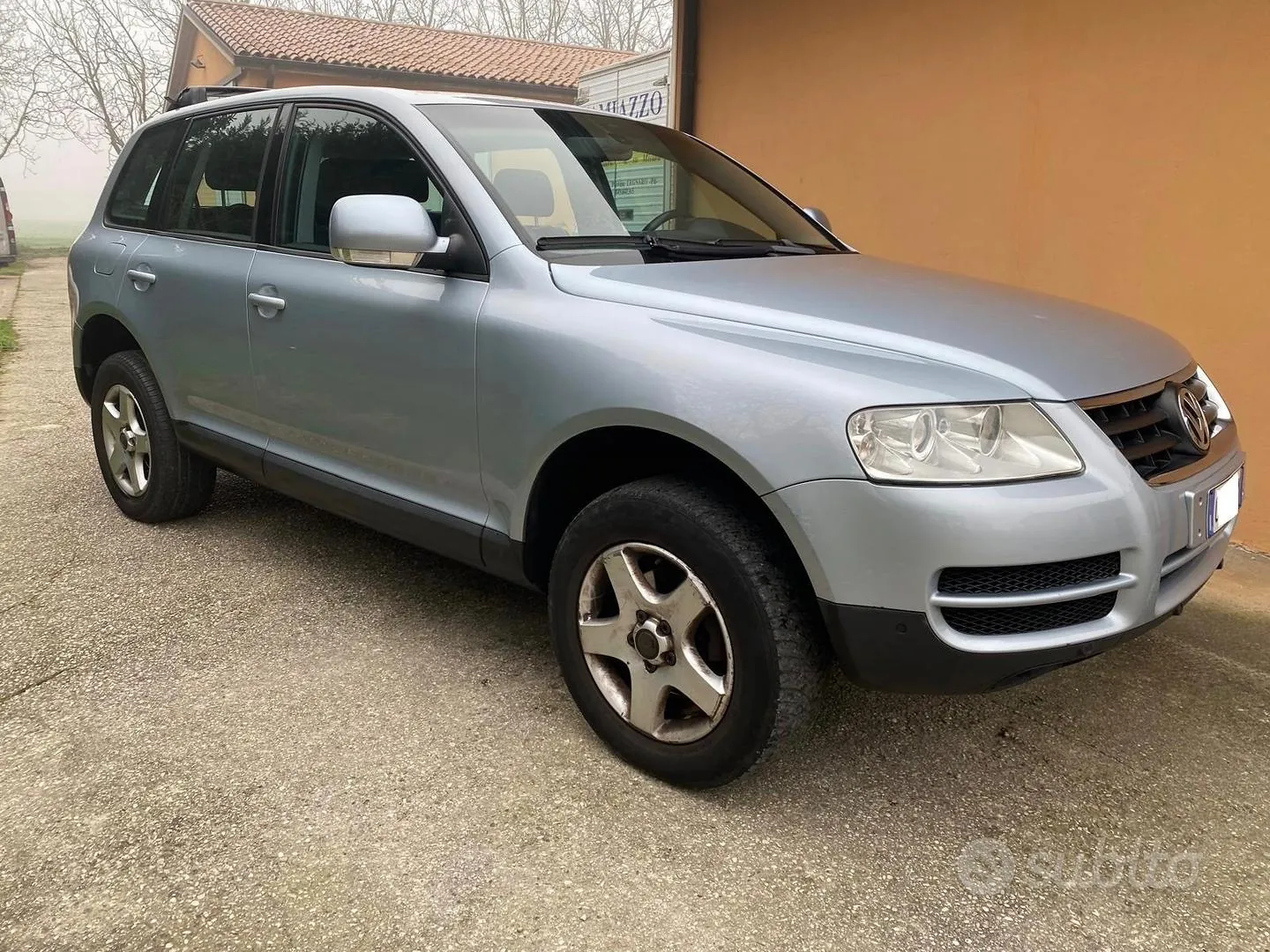 Volkswagen Touareg 2004 photo 2