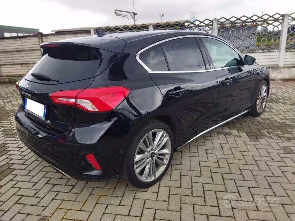 Ford Focus 2019 photo 2