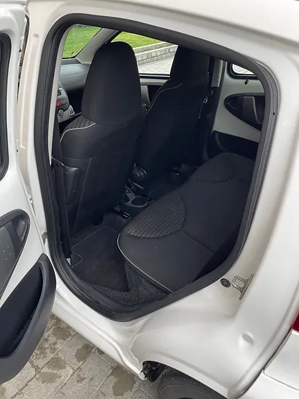 Peugeot 107 2014 photo 4