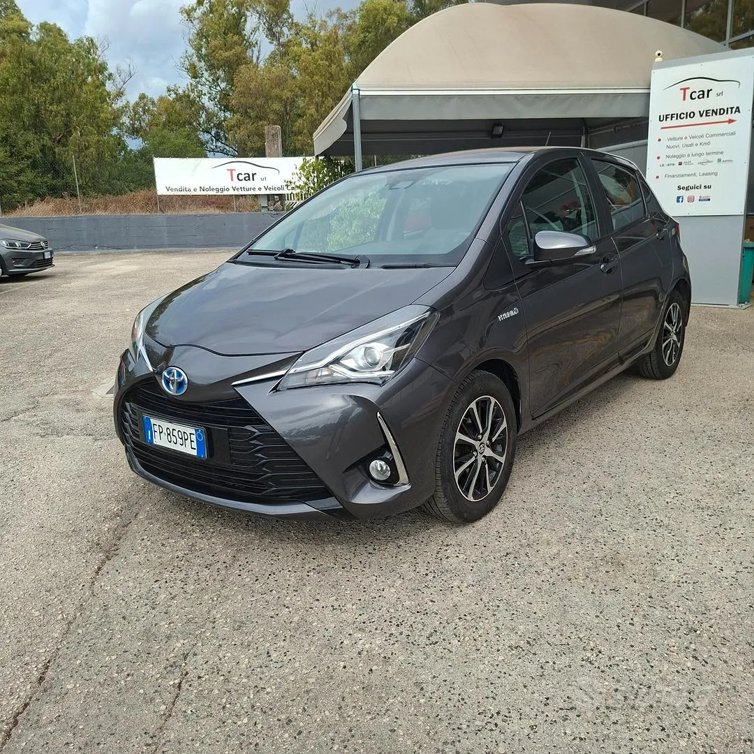 Toyota Yaris 2018 photo 2