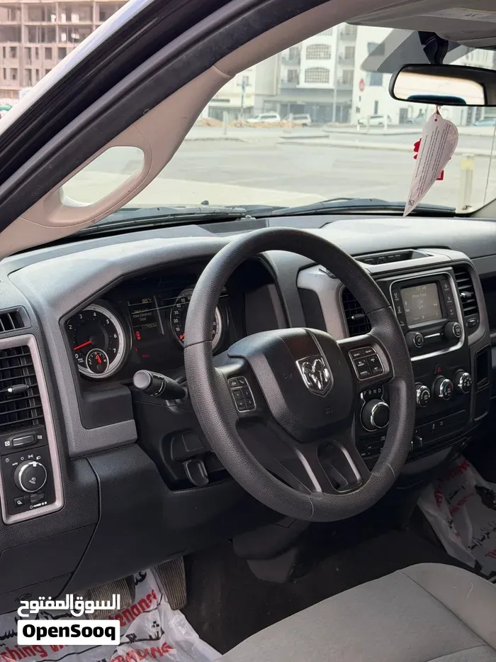 Dodge Ram Big Horn 2018 photo 4