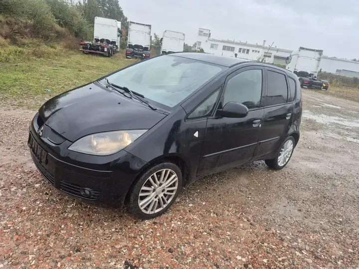Mitsubishi Colt
