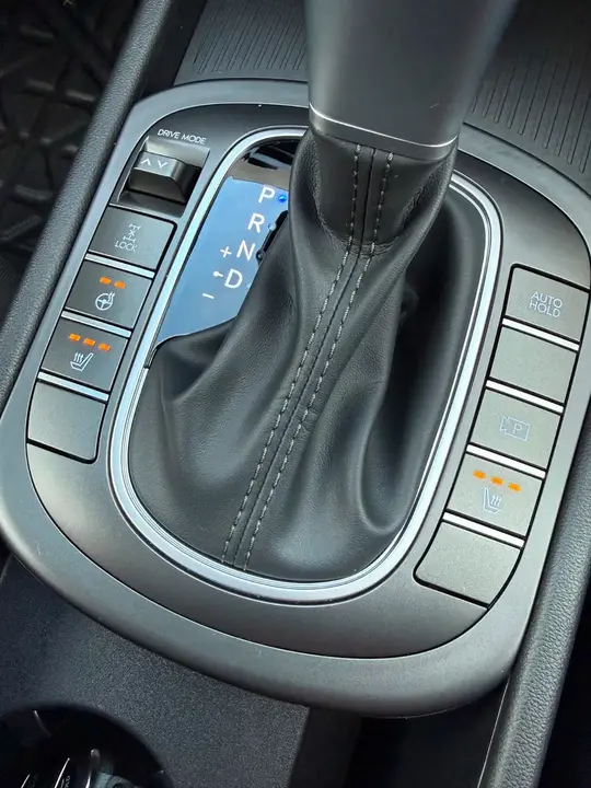 Hyundai Kona 2025 photo 5