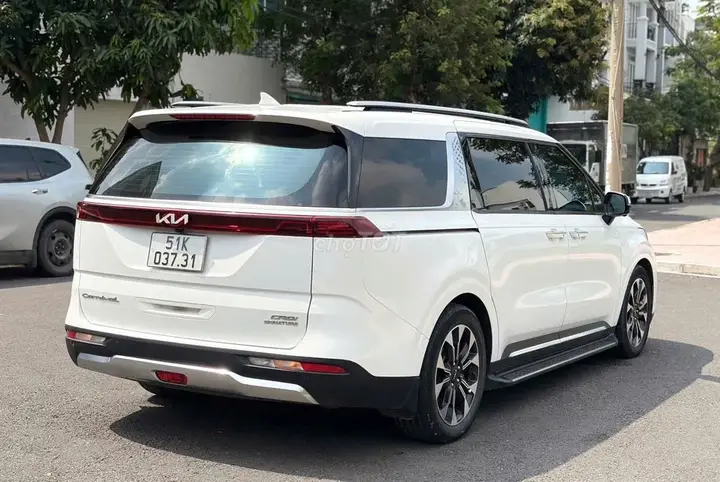 Kia Carnival 2021 photo 3
