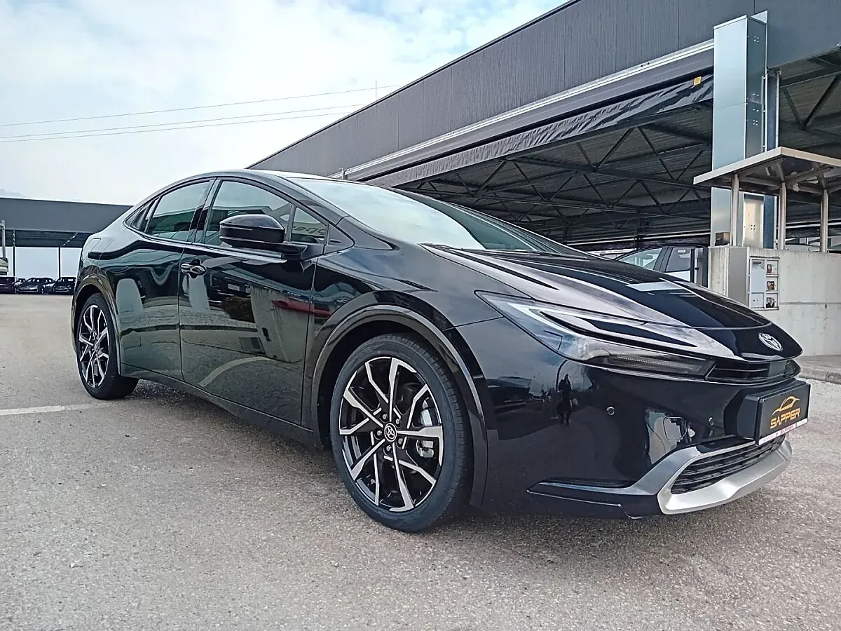 Toyota Prius 2025 photo 3