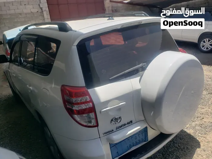 Toyota Rav4 2012 photo 2