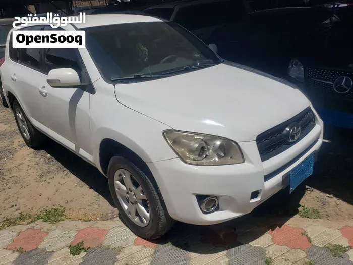 Toyota Rav4 2012 photo 4