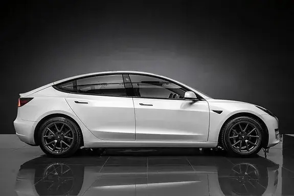 Tesla Model 3 2021 photo 5