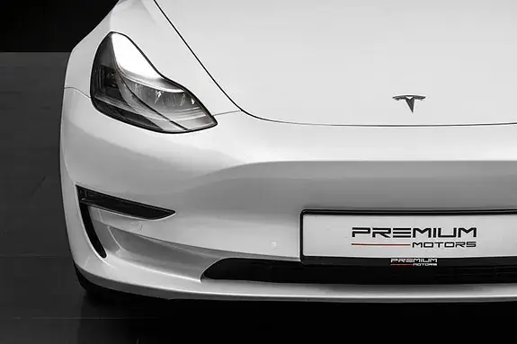 Tesla Model 3 2021 photo 4