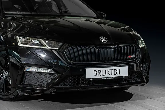Skoda Octavia 2023 photo 2