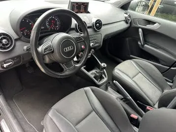 Audi A1 2012 photo 2