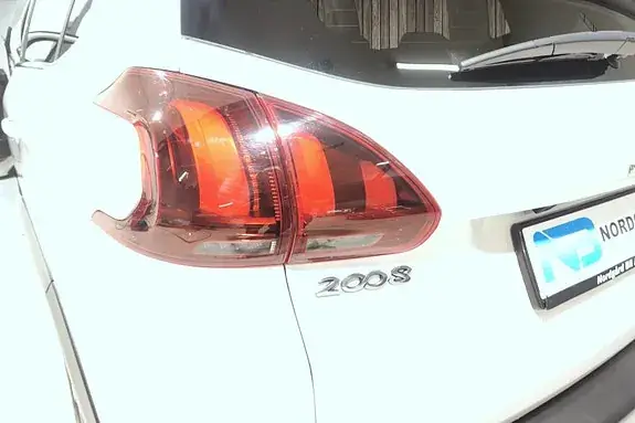 Peugeot 2008 2019 photo 4