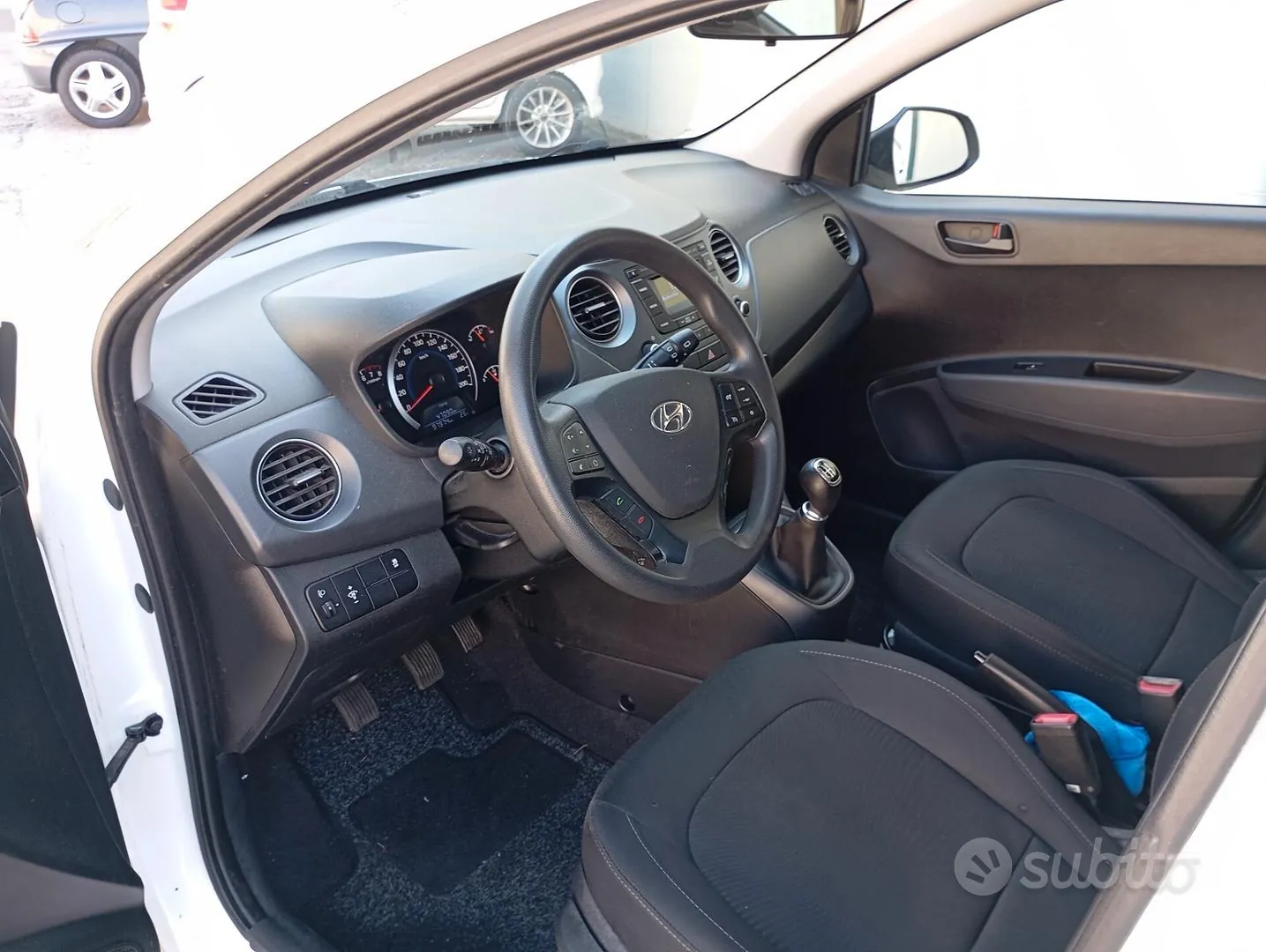 Hyundai I10 2017 photo 5
