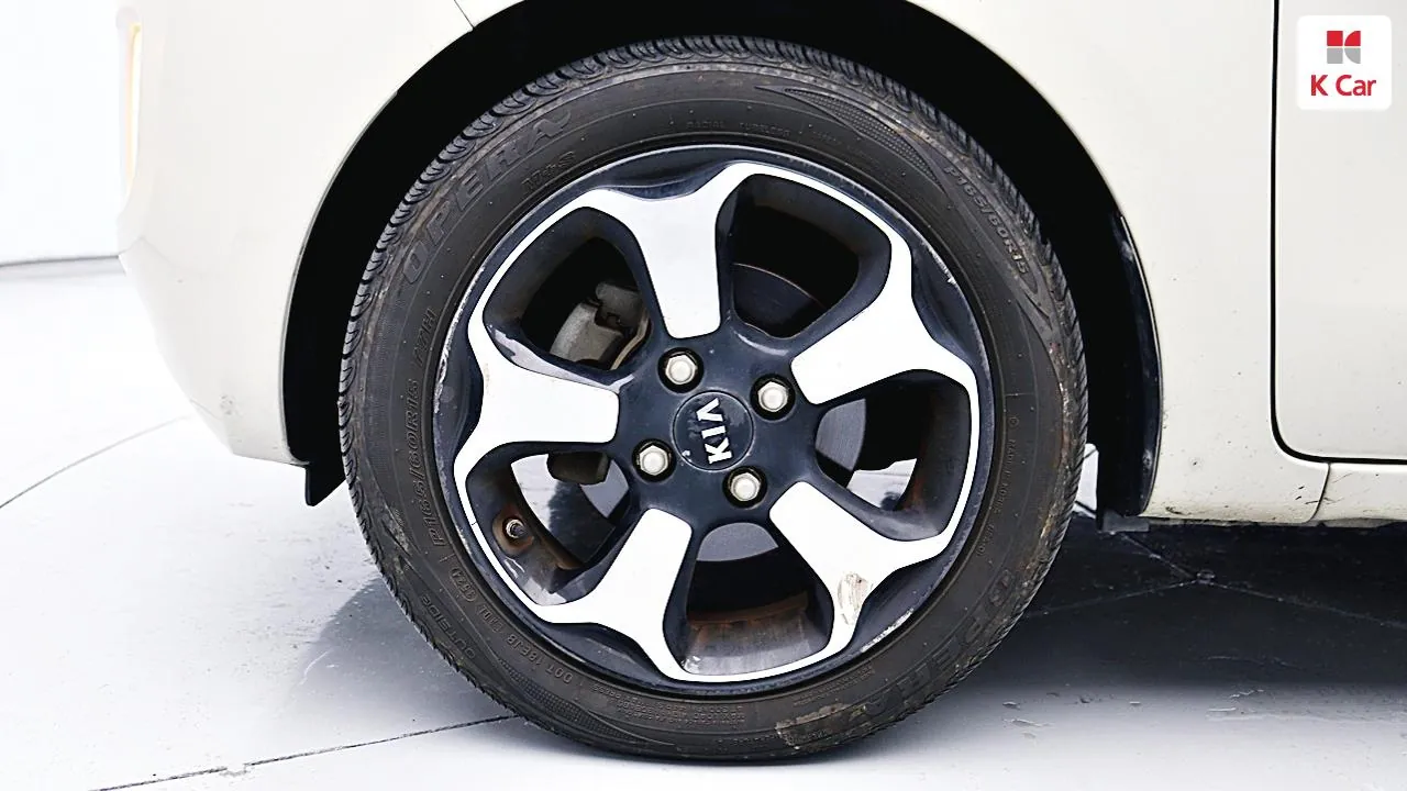 Kia K8 2016 photo 5