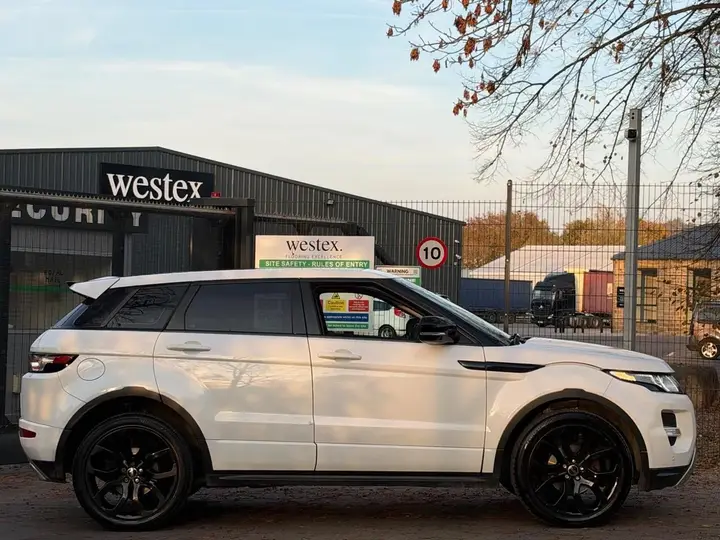 Land Rover Range Rover Evoque 2011 photo 5