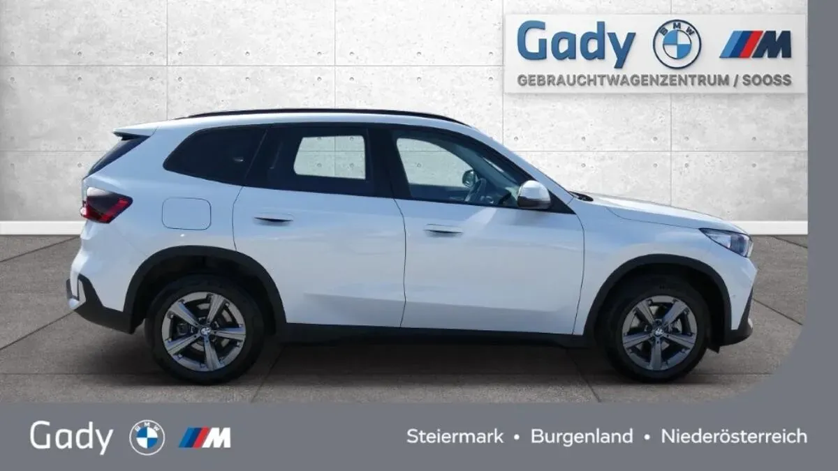 BMW X1 2025 photo 2