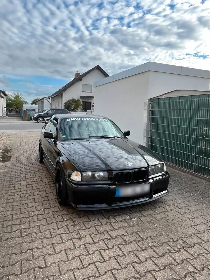 BMW E36
