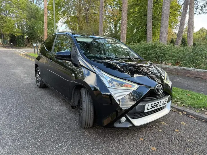 Toyota Aygo 2018 photo 2