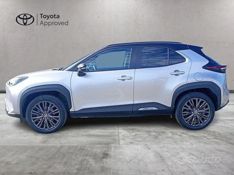 Toyota Yaris Cross 2023 photo 3