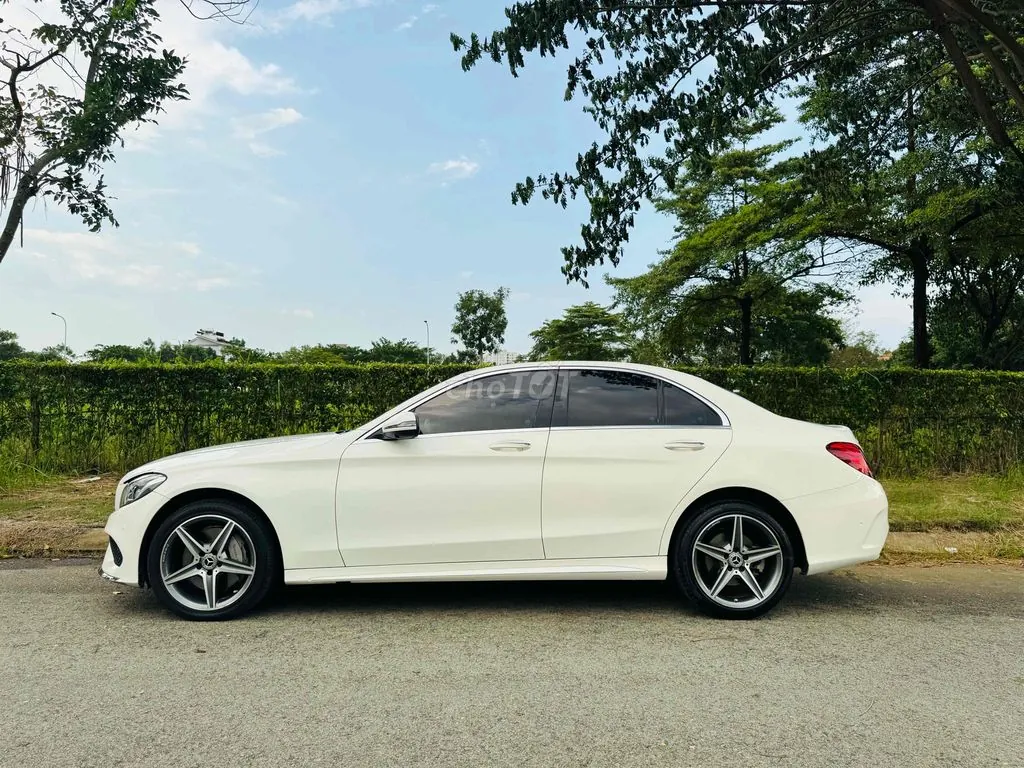 Mercedes-Benz C-Class 2016 photo 4