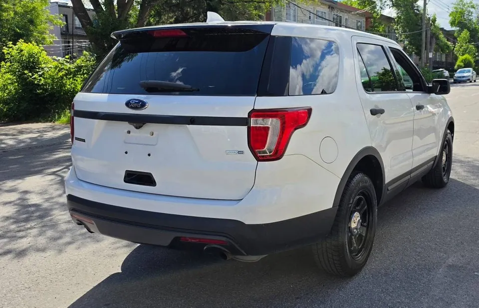 Ford Explorer 2016 photo 4