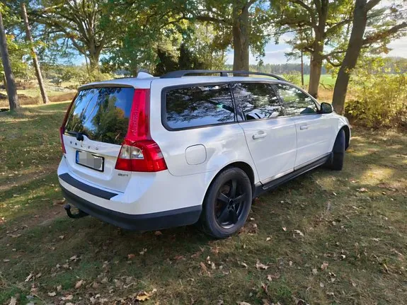 Volvo V70 2009 photo 5