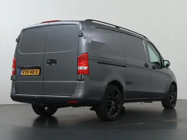 Mercedes-Benz Vito 2023 photo 2