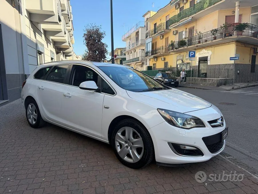 Opel Astra 2016 photo 2