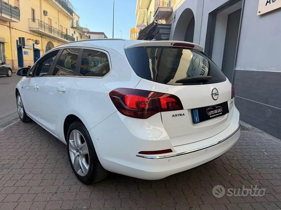 Opel Astra 2016 photo 4