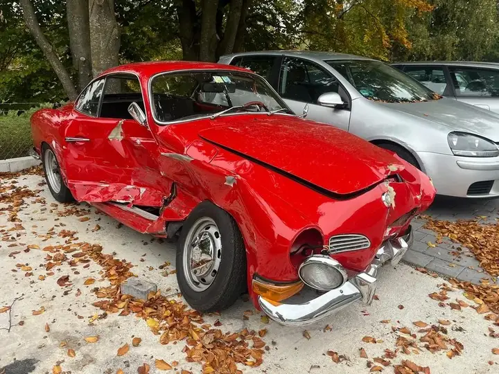 Volkswagen Karmann Ghia