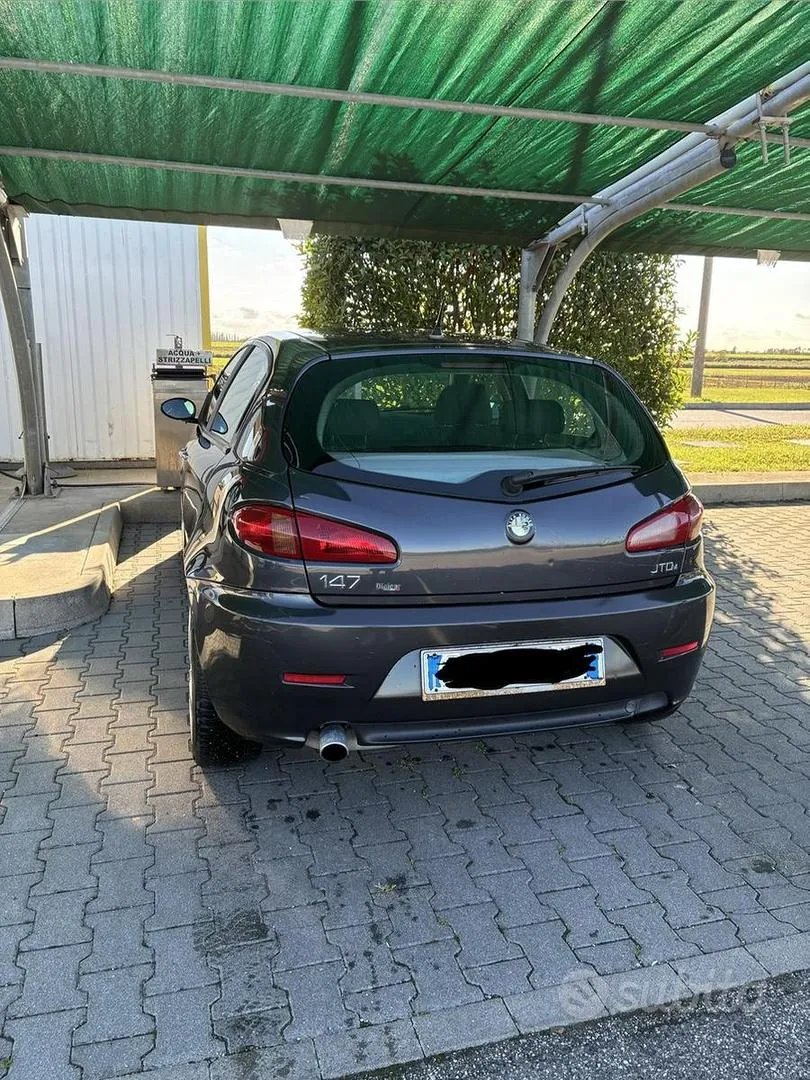 Alfa Romeo 147 2007 photo 4
