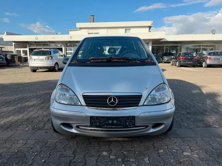 Mercedes-Benz A160