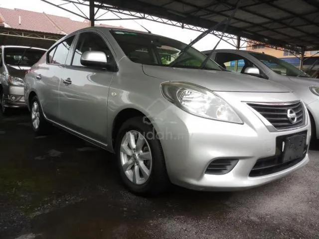 Nissan Almera