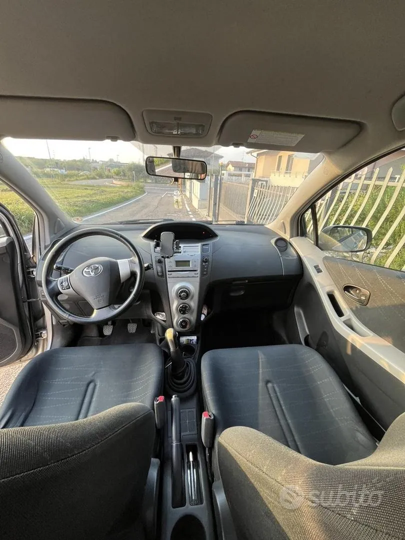 Toyota Yaris 2007 photo 5