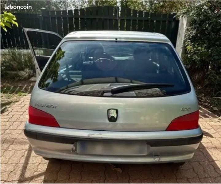 Peugeot 106 2002 photo 3
