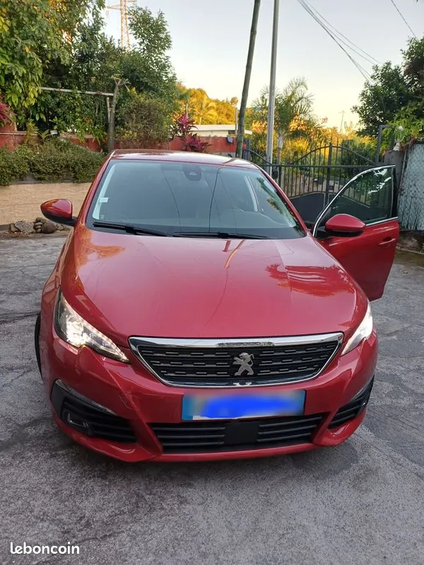Peugeot 308 2021 photo 2