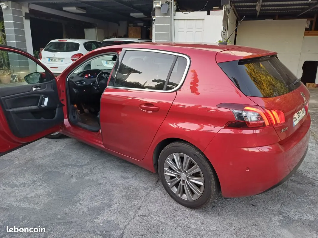 Peugeot 308 2021 photo 3