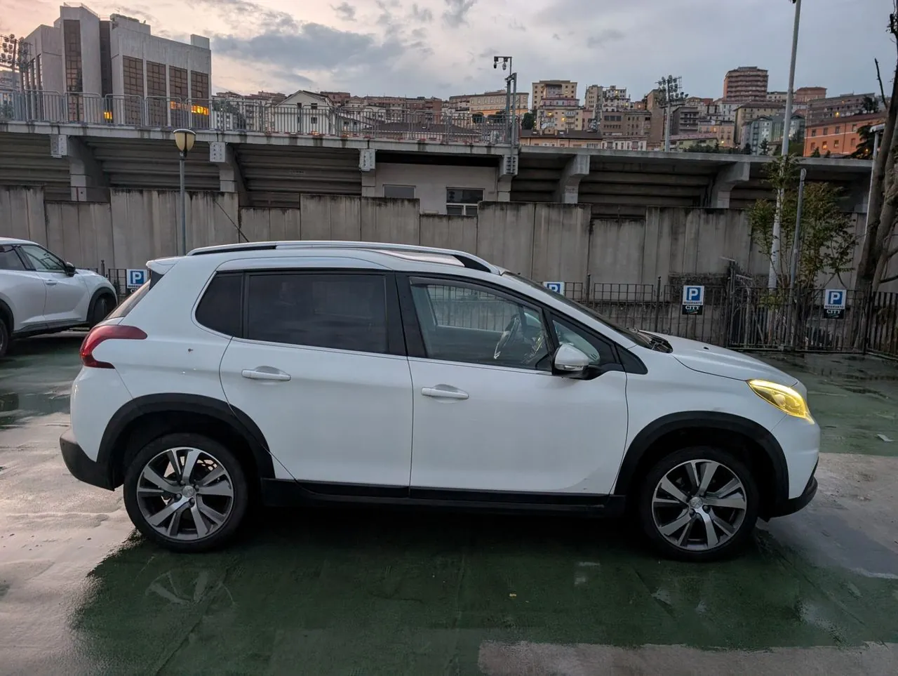 Peugeot 2008 2018 photo 5
